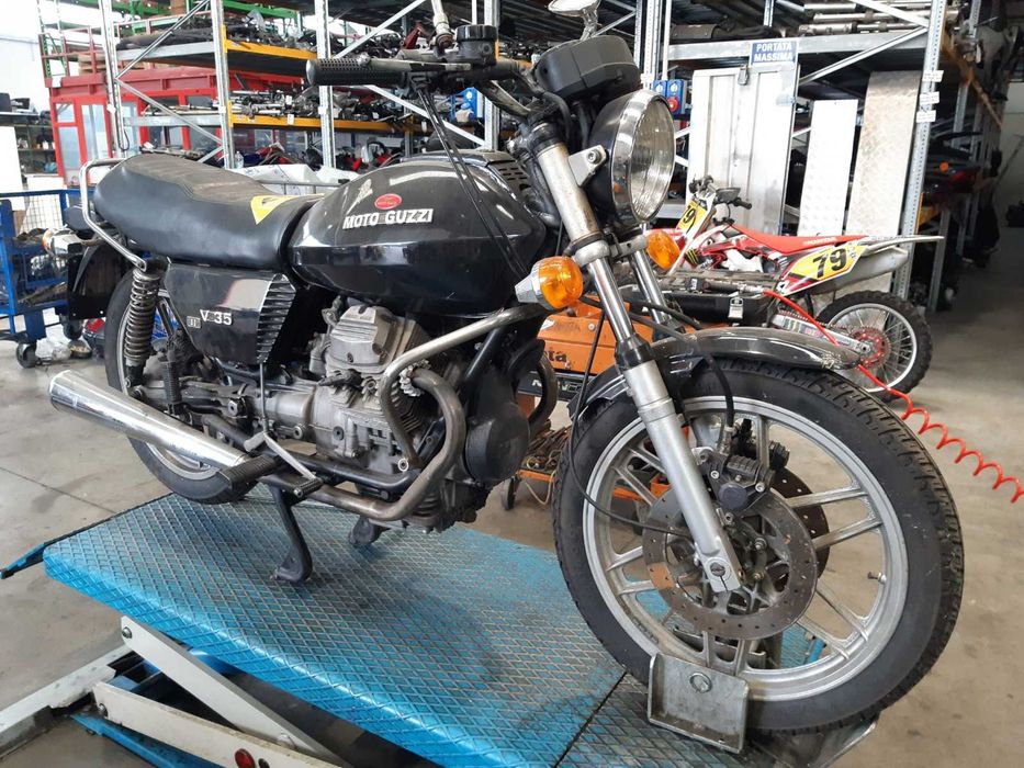 Мото Гуци Брева 750(MOTO GUZZI BREVA,V 35 на части