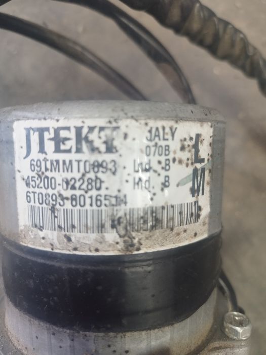 Рейка усилвателToyota auris 2007