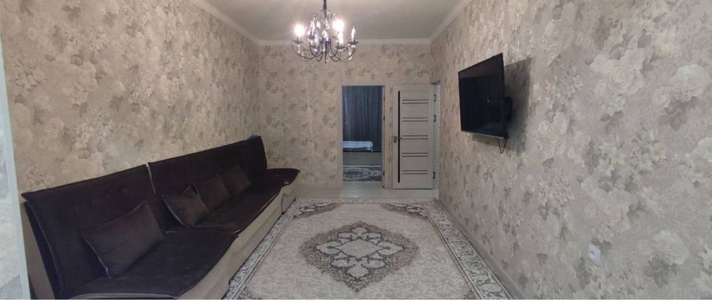 Risoviy Bozor Muxtor Ashrafiy birinchi qavat ikki xonalik