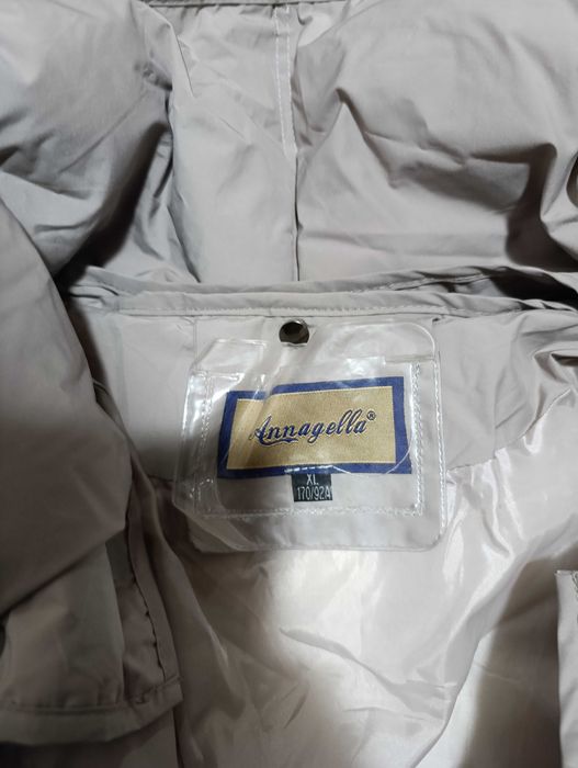 Продаётся куртка женская!