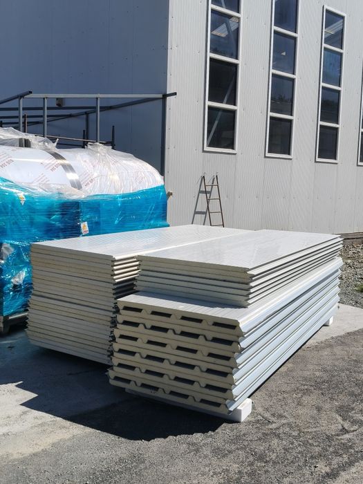Panouri sandwich din Constanta sistem complet debitare gratuita, transport
