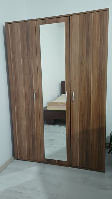 Dulap haine 1200×1800cm