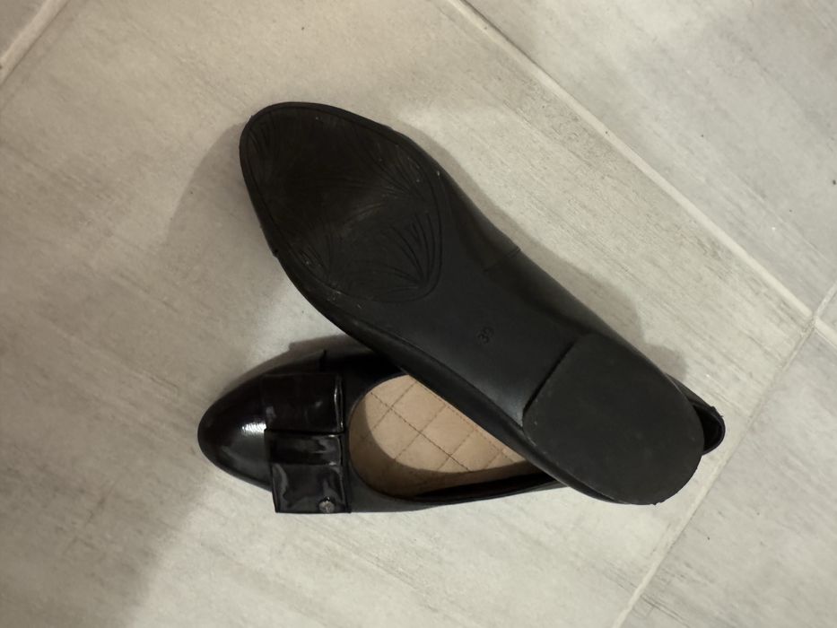 Balerini piele negri