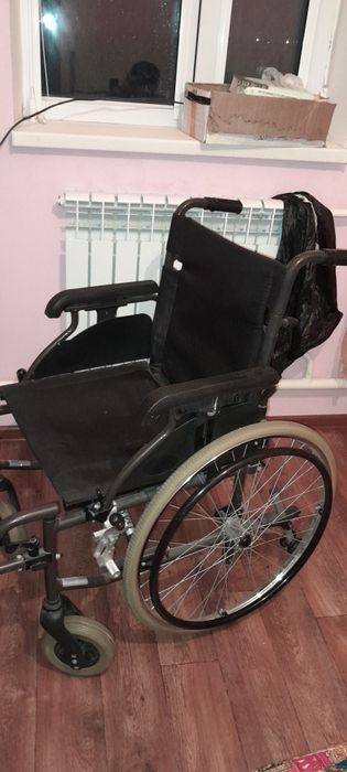 Инвалидный коляска