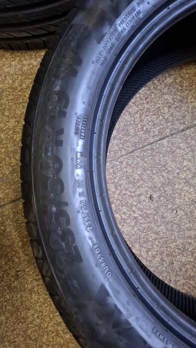 2бр летни гуми Continental 235 50 19