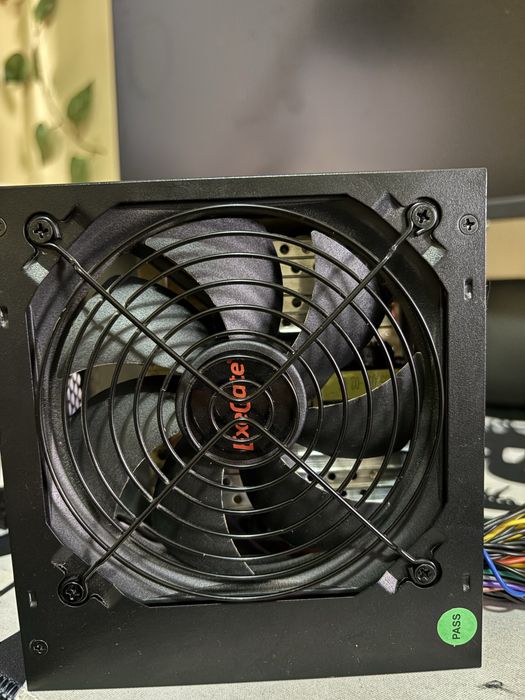 Блок питания на 550W