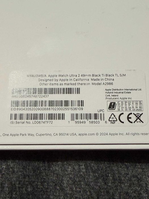 Apple Watch Ultra 2 Black Titanium 49mm Trail Loop in garantie