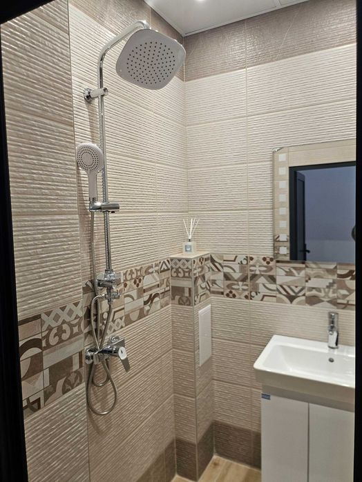 Продава се Тристаен апартамент в Варна, Младост 1 - 60 кв.м за 1189 €/кв.м - Снимка #9