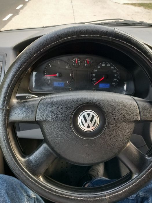 VOLKSWAGEN Caravelle 2010 — imagine 4