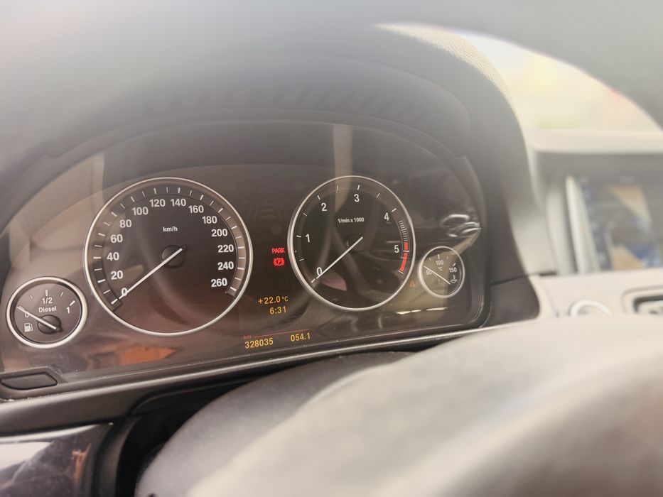 BMW Seria 5 F10 520d | 184 CP | Full Dotări | 2010