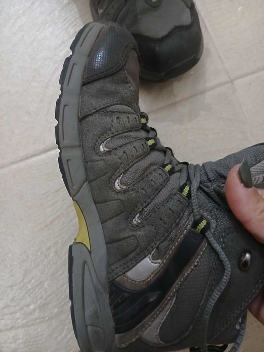 Детски есенни/туристически обувки Meindl