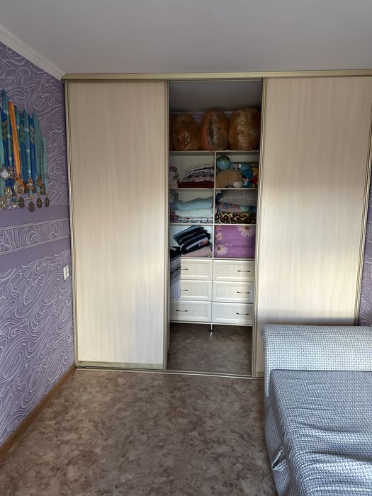 Продам квартиру , 2 этаж , панельный дом