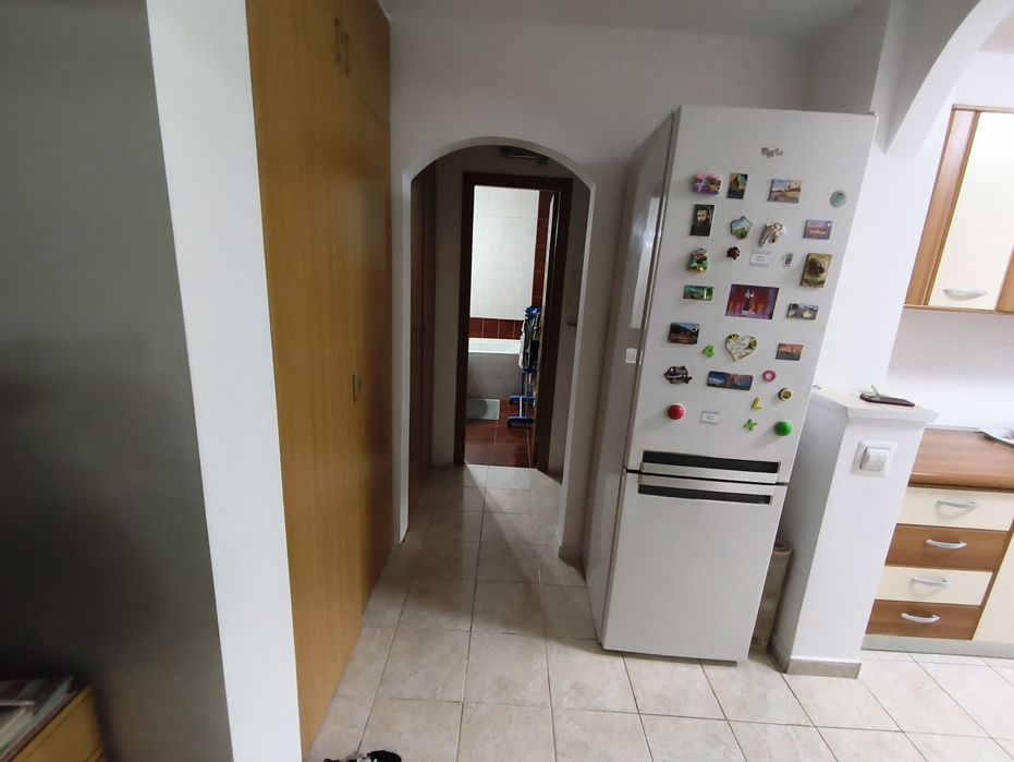 Vând apartament tip Pb 2 camere zona Rogerius