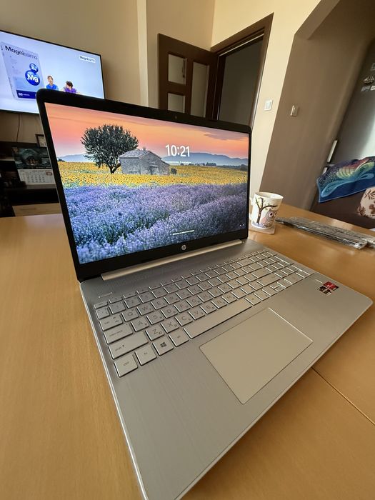 HP Laptop  AMD Ryzen 5 Ram 8gb 500 ssd Нов