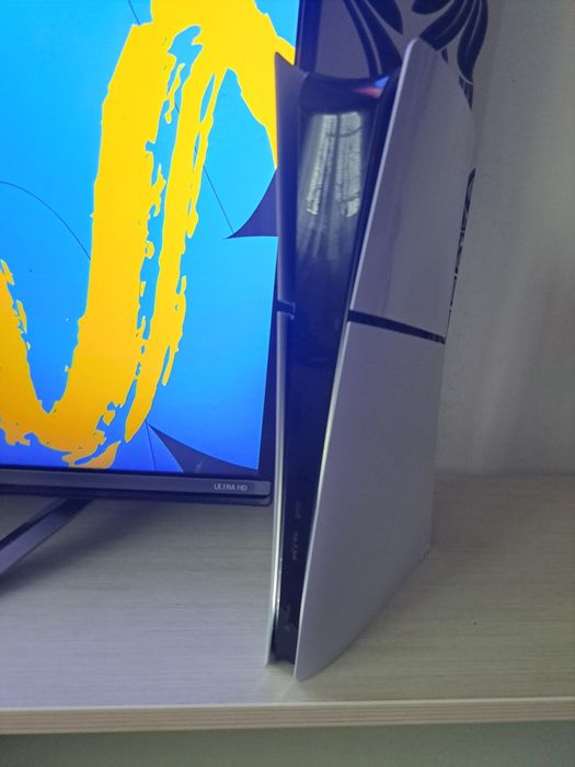 Playstation 5 Slim ,  PS5 , 1TB , 1 Controller