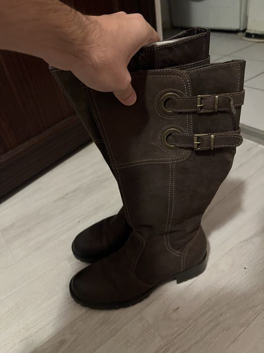 Cizme de dama din piele întoarsă