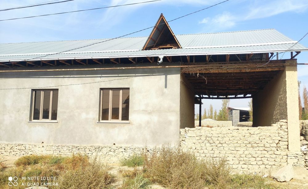 Курулиши тугалланмаган ховли, Жиззах вилояти Ш.Рашижов т. Токчилик кфй