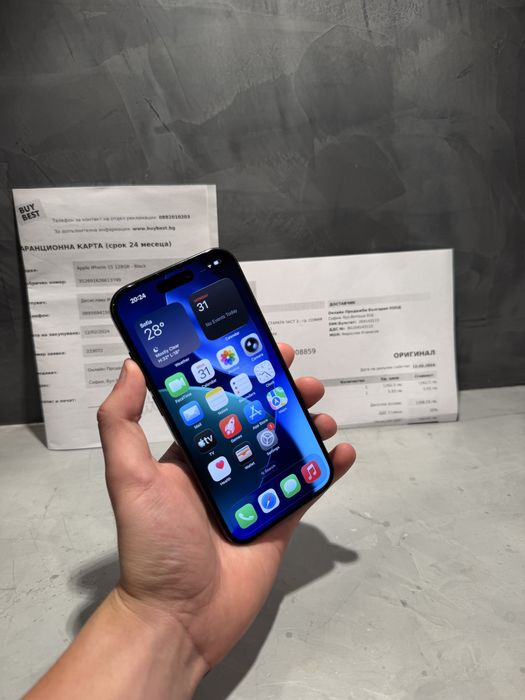 Перфектен Iphone 15 Black + бележки