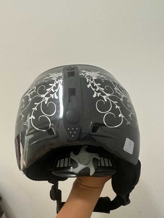 Каска Carrera 55-58 см.