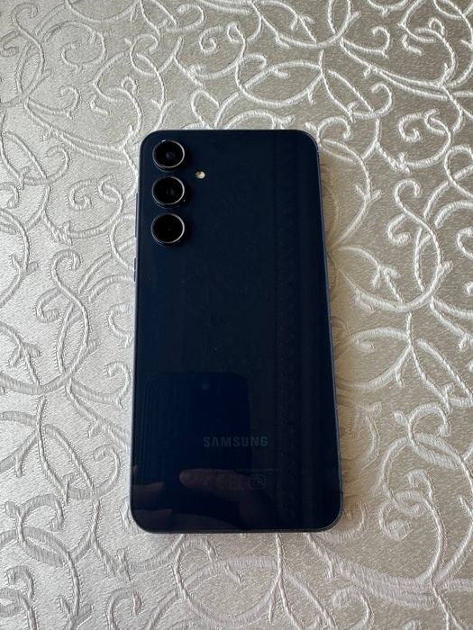 Samsung Galaxy A55 5G va Galaxy Fit3