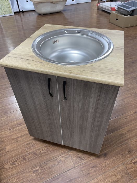 Мойки с тумбой