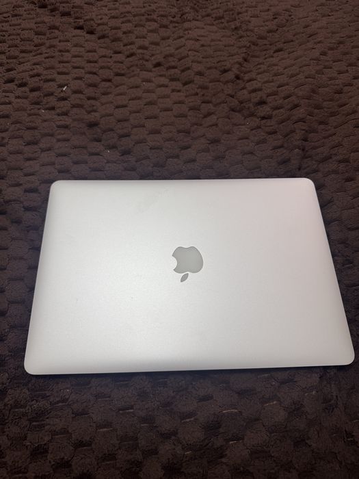 Vand MacBook Pro