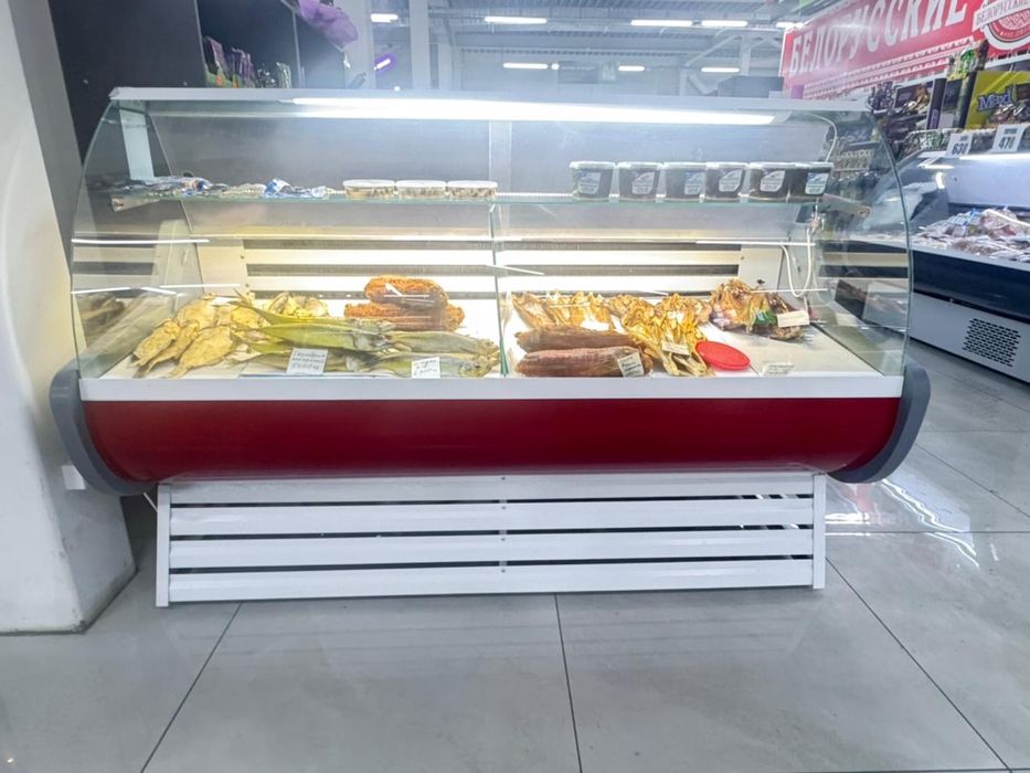 Холодильник витринный