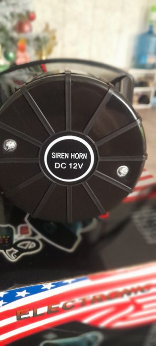 Сигнал электромобильный.