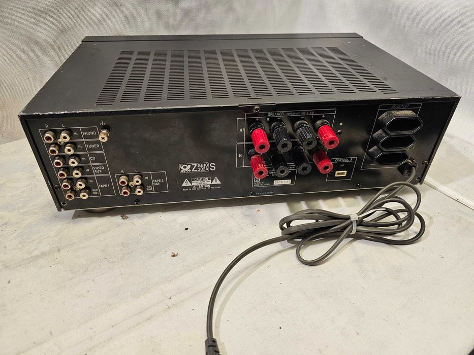 Sony F411R twin drive 2x50W 4 - 8 ohm