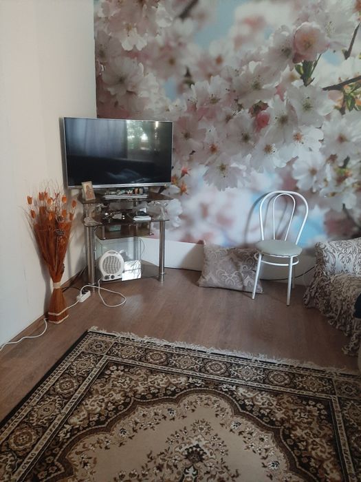 Продам квартиру 2 комнатную .53 кв.м