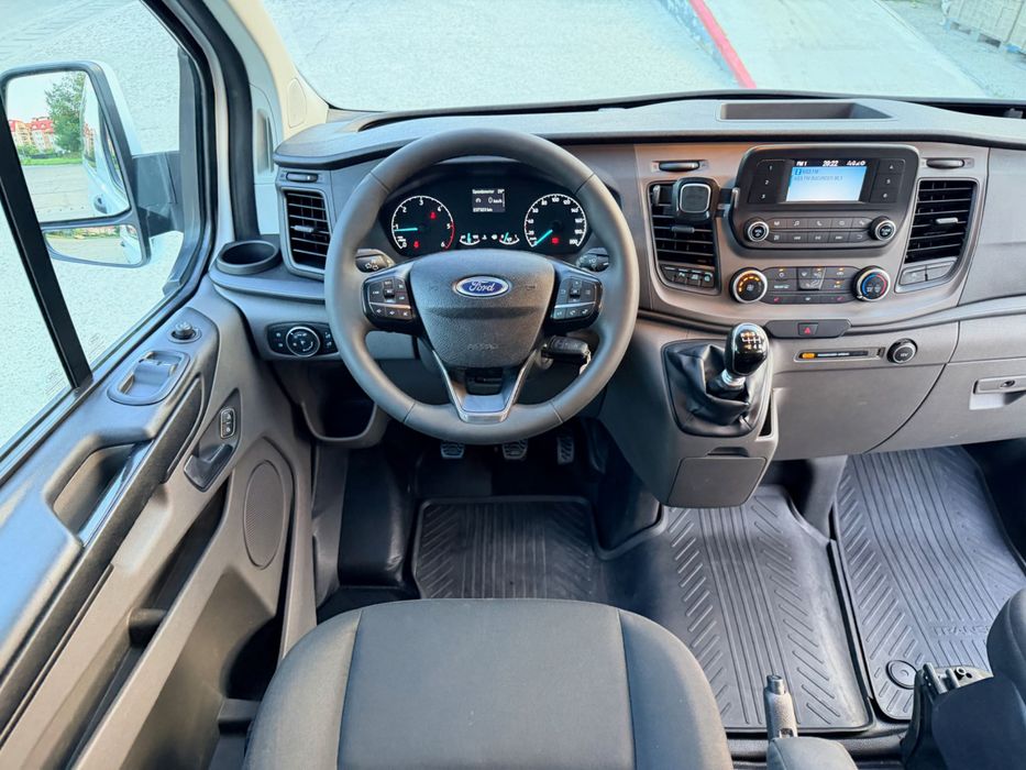 Ford Transit Custom 2019-clima fata/spate-8+1 locuri-lunga-TVA deductibil