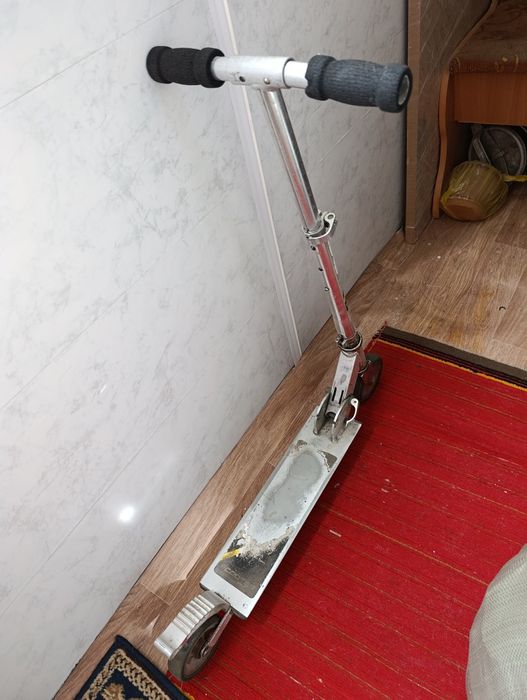 Продам самокат детский