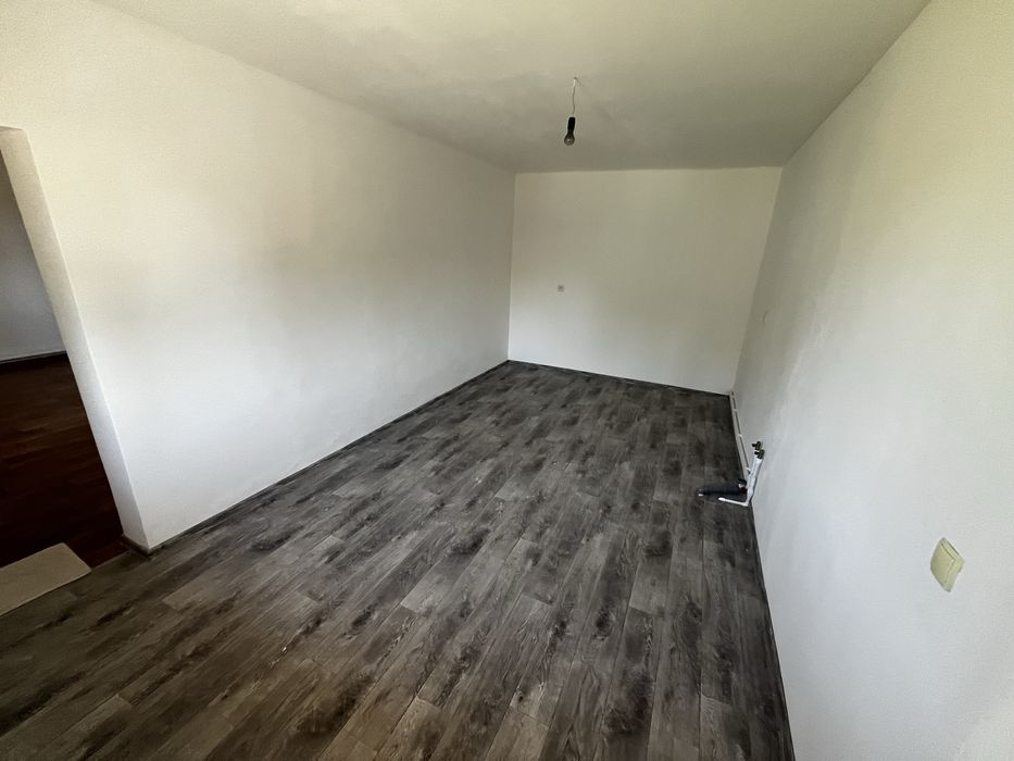 Продам дом 1 коктобе 10соток