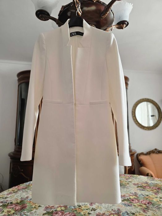 Sacou alb elegant ZARA