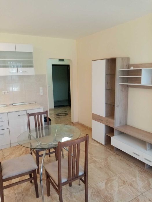 Дава се под наем Двустаен апартамент в София, Полигона - 75 кв.м за 550 € - Снимка #1