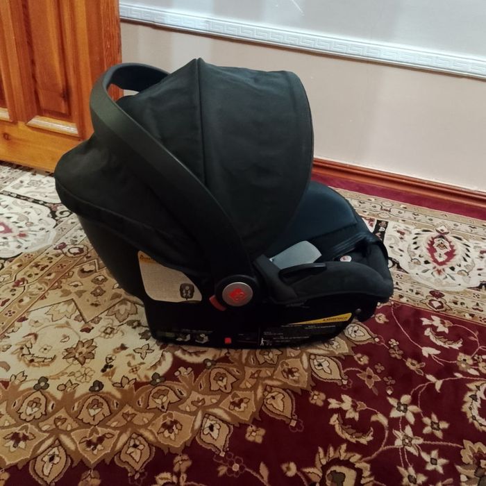 Продаётся фирменный авто люлька USA