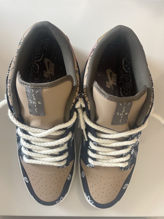 Nike dunk low travis scott