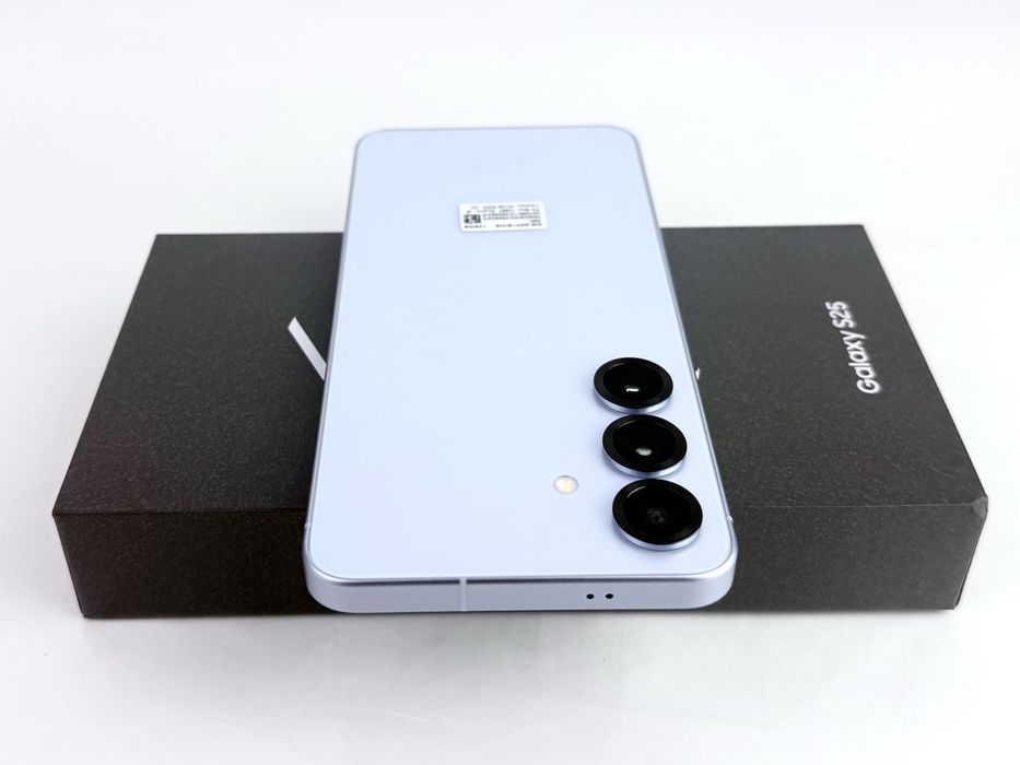 Samsung Galaxy S25 5G 128GB 12RAM Icyblue Перфектен! Гаранция!