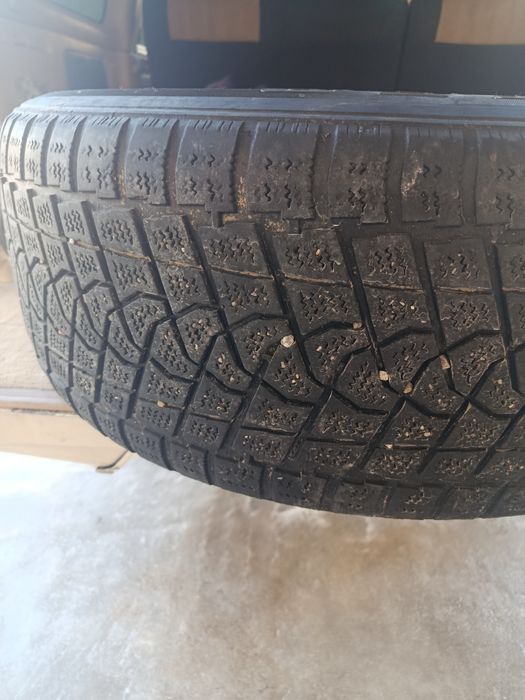 Продам диски с шинами от LX 470