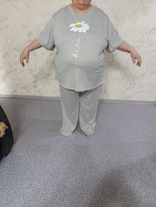Летний кастюм женский, 70 р