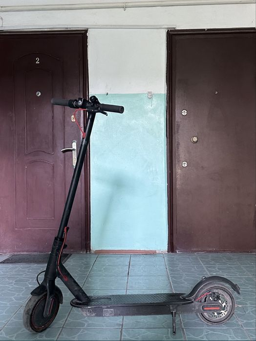 электросамокат Xiaomi M365 Pro