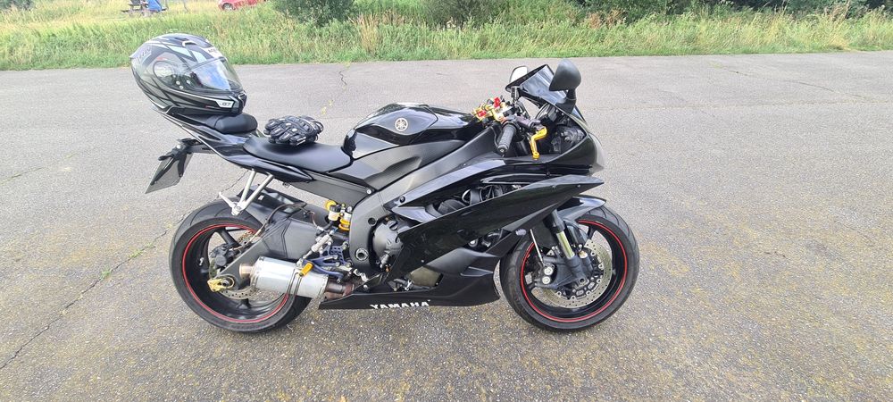 Vând Yamaha R6 RJ11