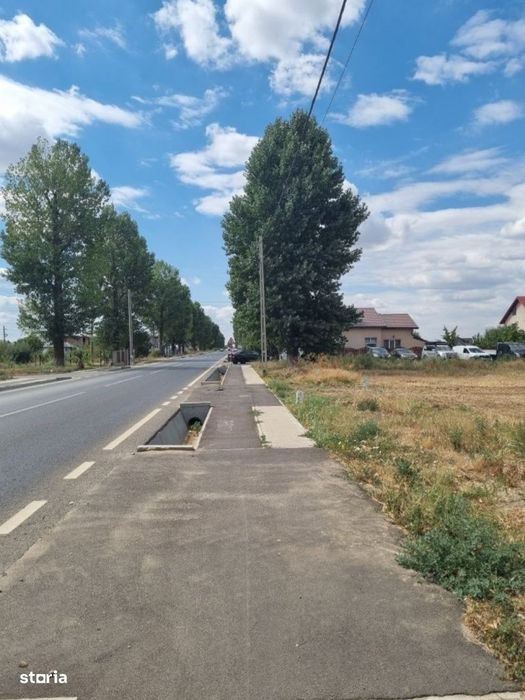 Loturi de teren intravilan