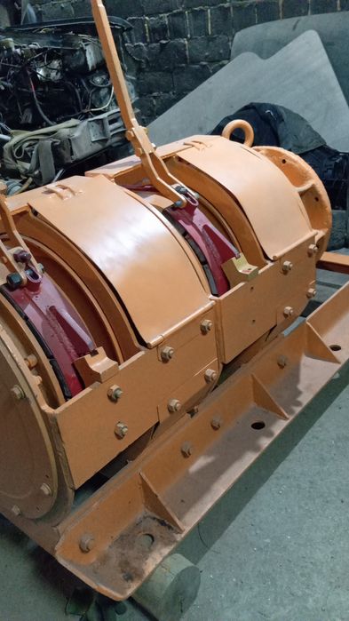 Продам лебёдку ЛС 55