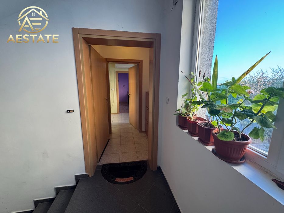 Продава се Двустаен апартамент в Плевен, Сторгозия - 63 кв.м за 1524 €/кв.м - Снимка #3