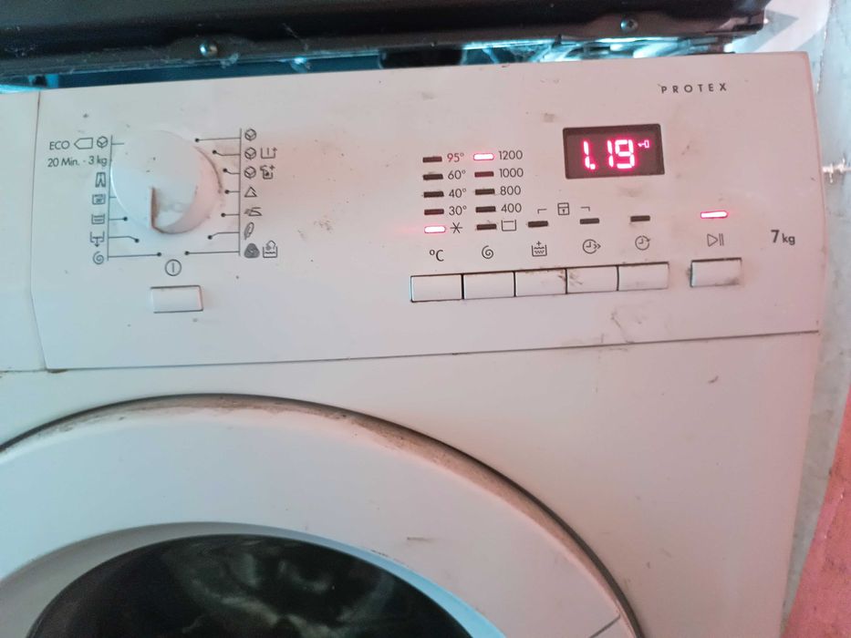 Пералня AEG за части