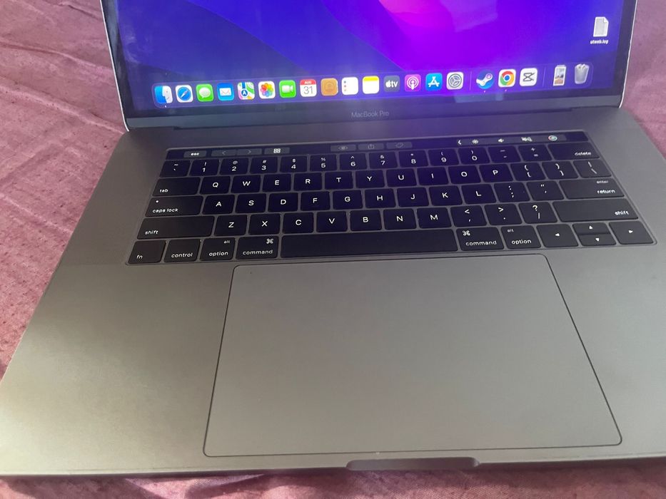Se vinde macbook