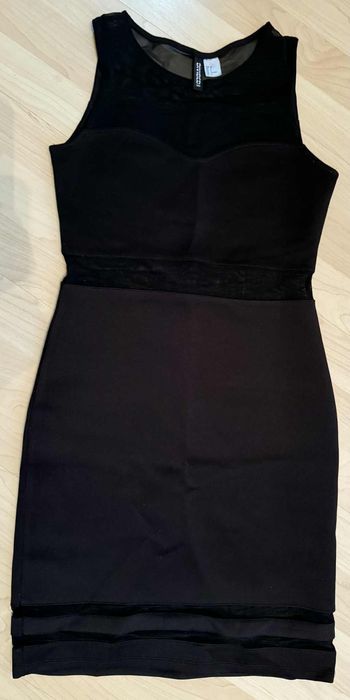 Блестящи и пайетени рокли