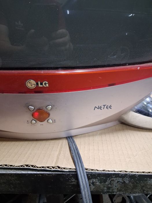 Продам телевизор LG Netee