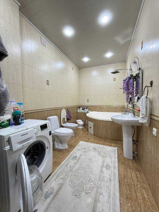 ул. Никитина
ул. Аральская 2,9 сотки
дом: 166 м² + 30 м² подвал